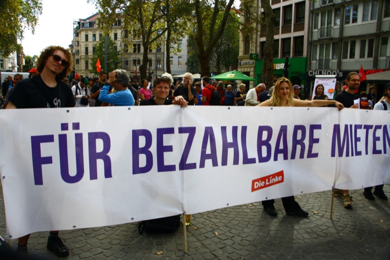otos ©Helmut Nick vom Chlodwigplatz am 27.09.2026 - Bündnis für bezahlbares Wohnen in Köln